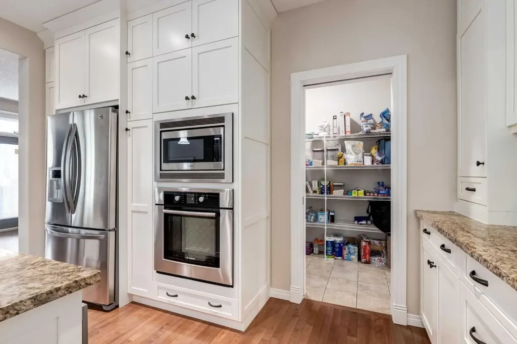 280 Tuscany Estates Rise NW Calgary AB T3L 0C5