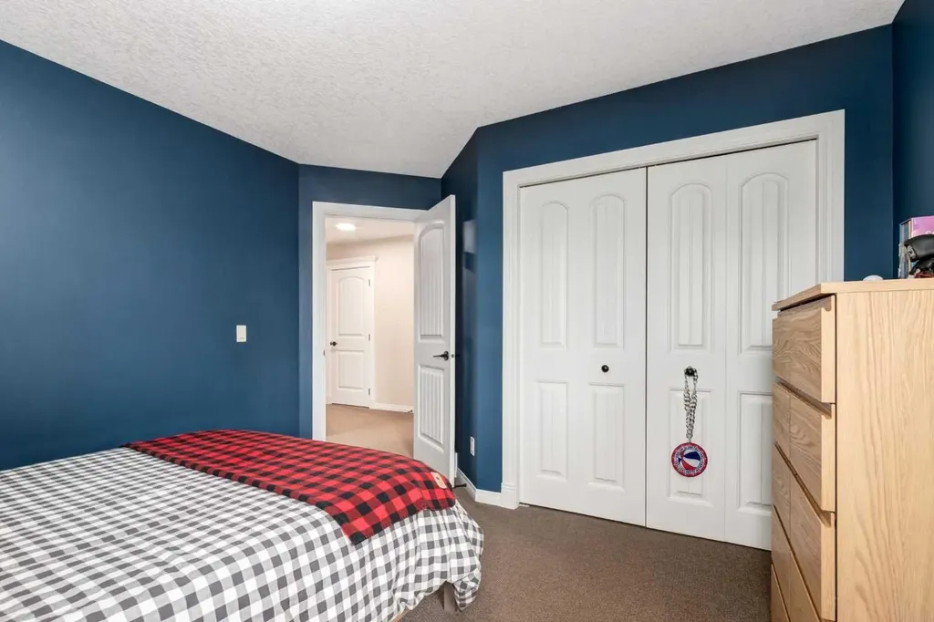 280 Tuscany Estates Rise NW Calgary AB T3L 0C5