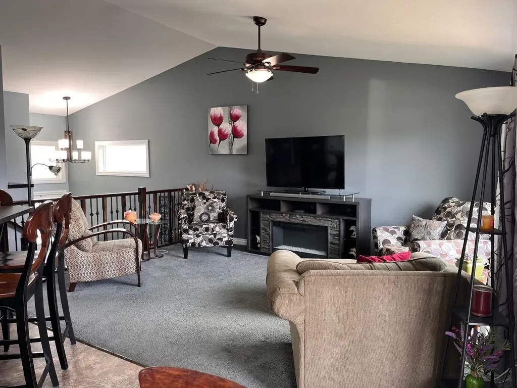 4415 54 Street Rocky Mountain House AB T4T 0B2