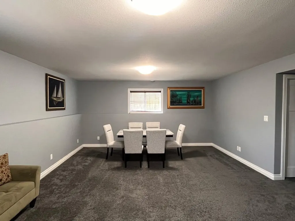 4415 54 Street Rocky Mountain House AB T4T 0B2