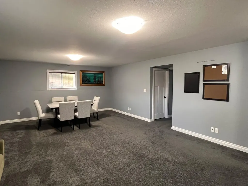 4415 54 Street Rocky Mountain House AB T4T 0B2