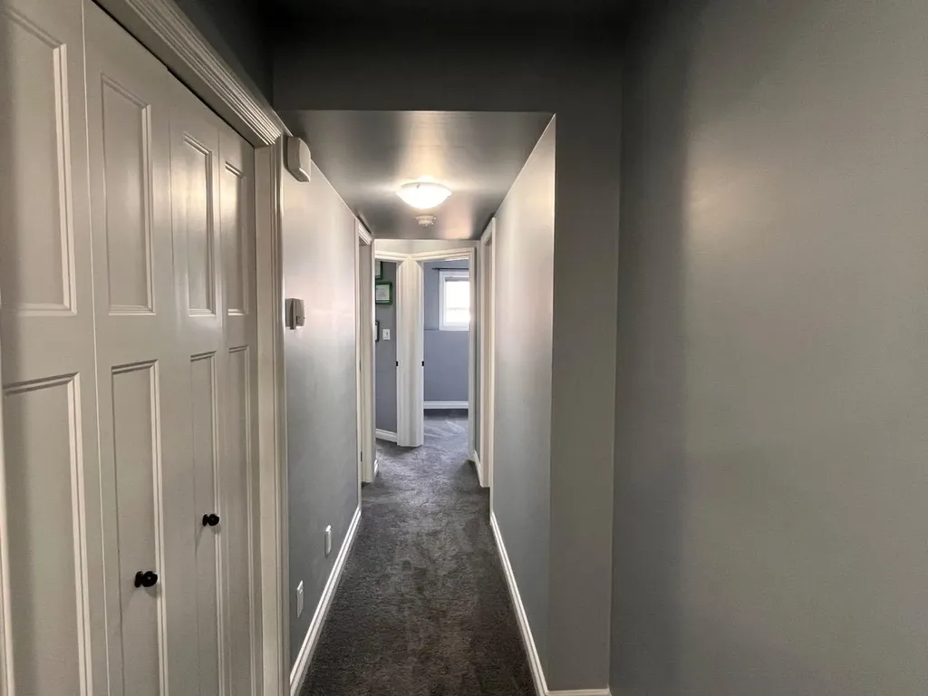 4415 54 Street Rocky Mountain House AB T4T 0B2
