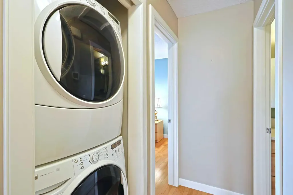 175 Brabourne Road SW Calgary AB T2W 2W2