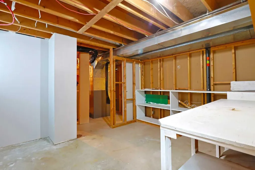 175 Brabourne Road SW Calgary AB T2W 2W2