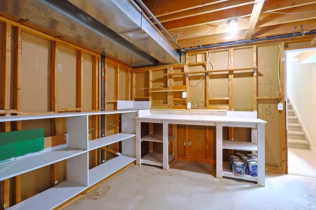 175 Brabourne Road SW Calgary AB T2W 2W2