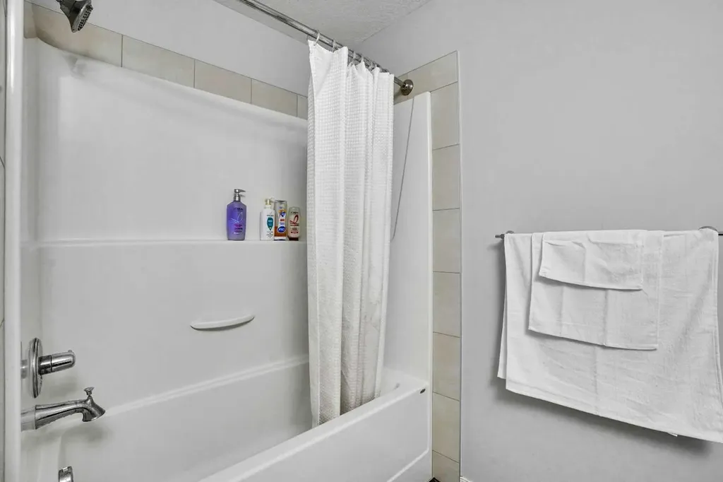 148 Savanna Close NE Calgary AB T3J 0X8