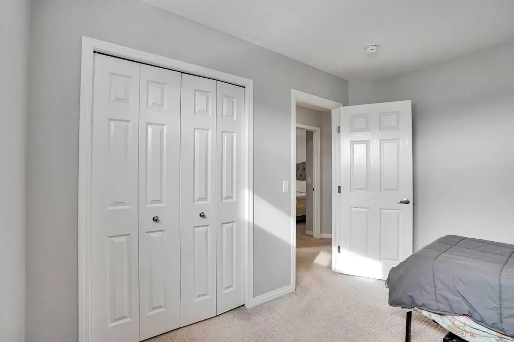 148 Savanna Close NE Calgary AB T3J 0X8