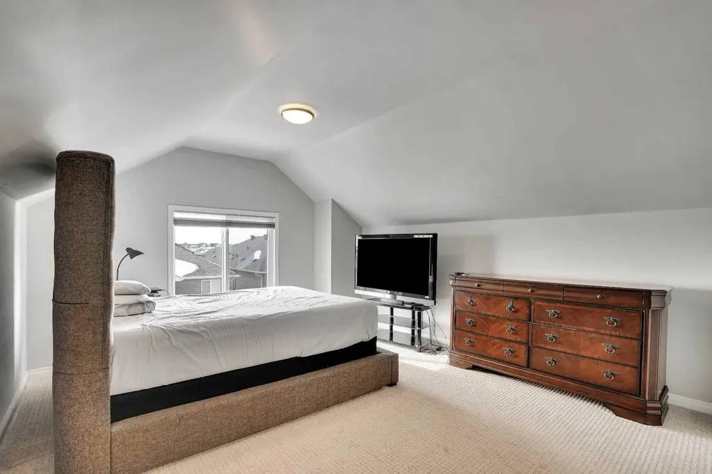 148 Savanna Close NE Calgary AB T3J 0X8