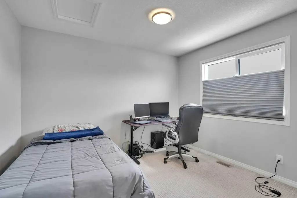 148 Savanna Close NE Calgary AB T3J 0X8