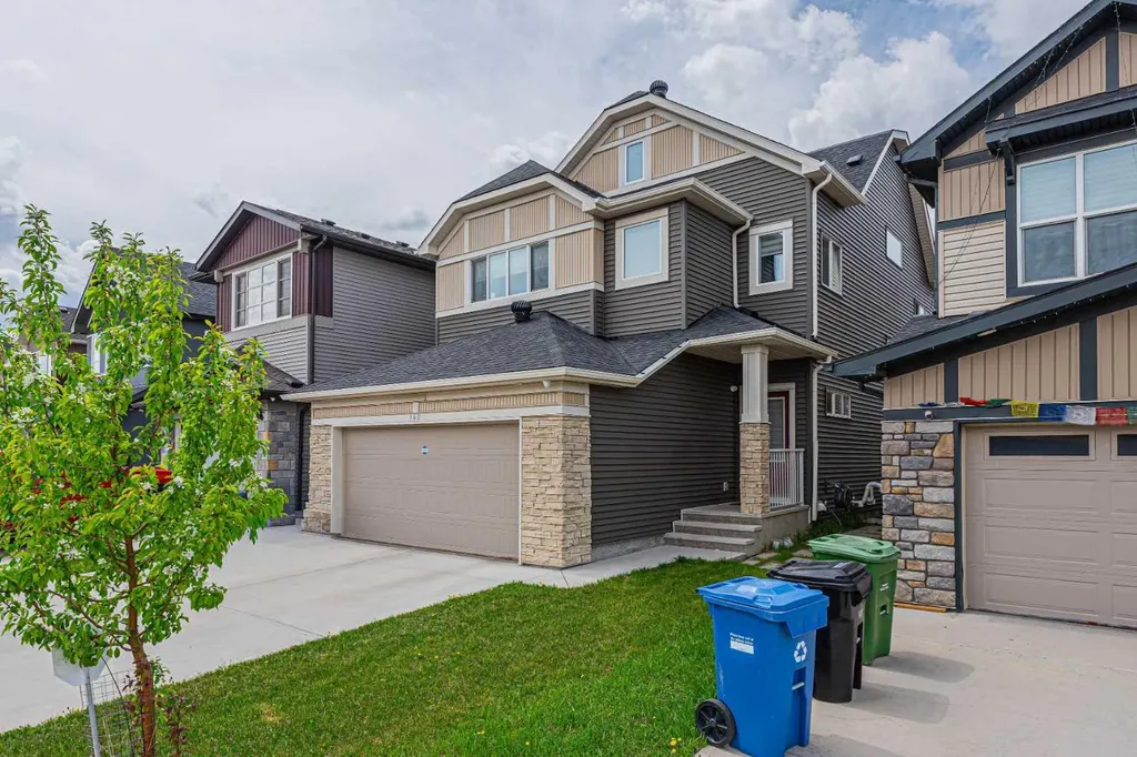 148 Savanna Close NE Calgary AB T3J 0X8