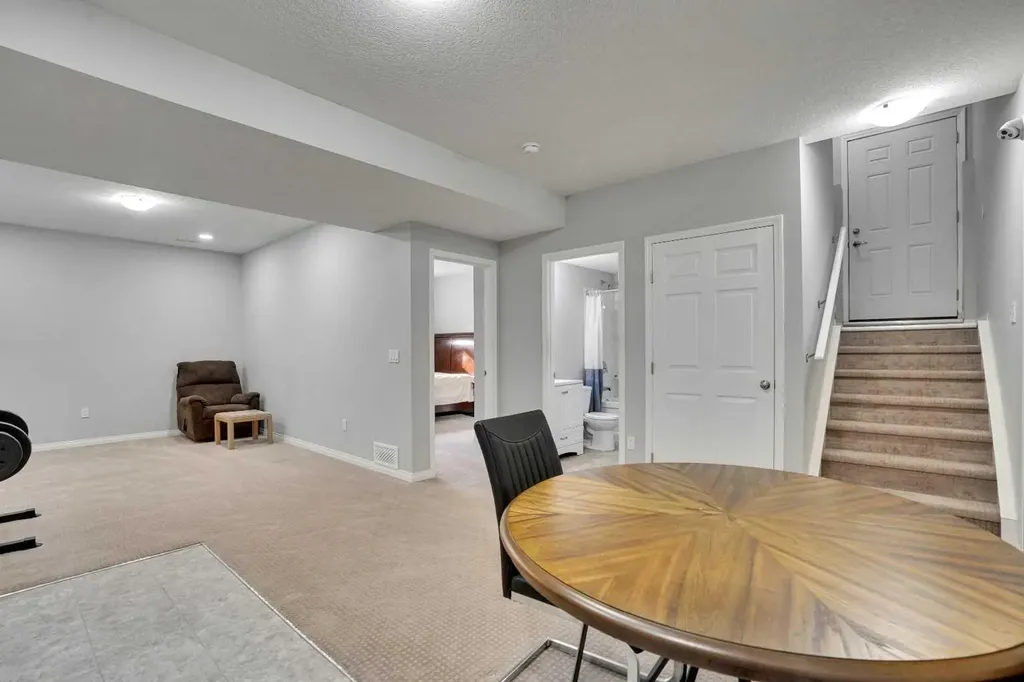 148 Savanna Close NE Calgary AB T3J 0X8
