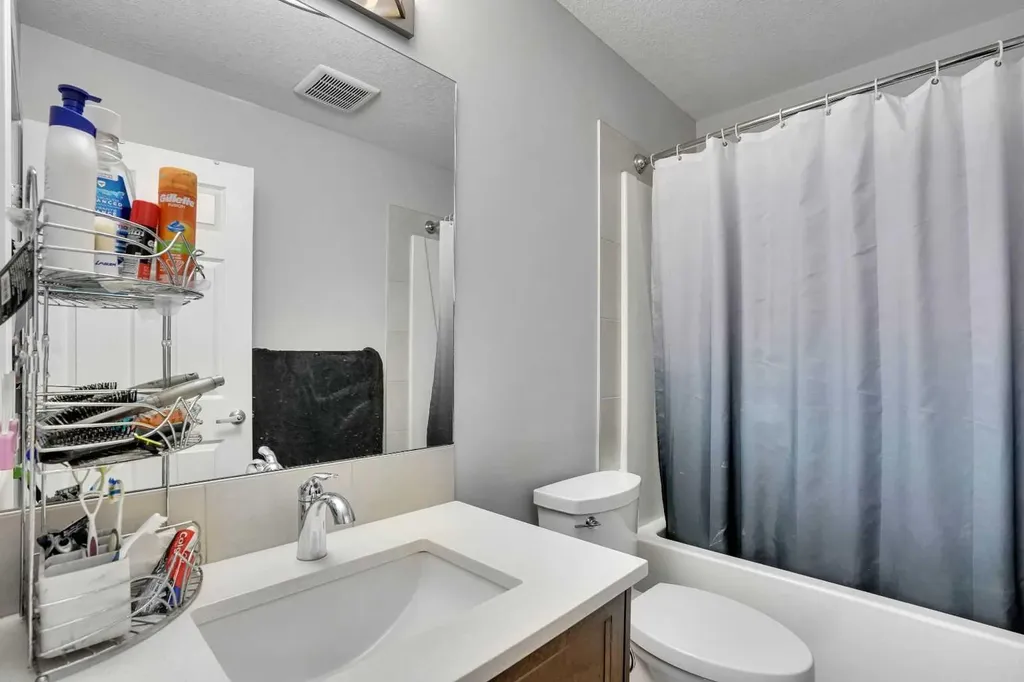 148 Savanna Close NE Calgary AB T3J 0X8