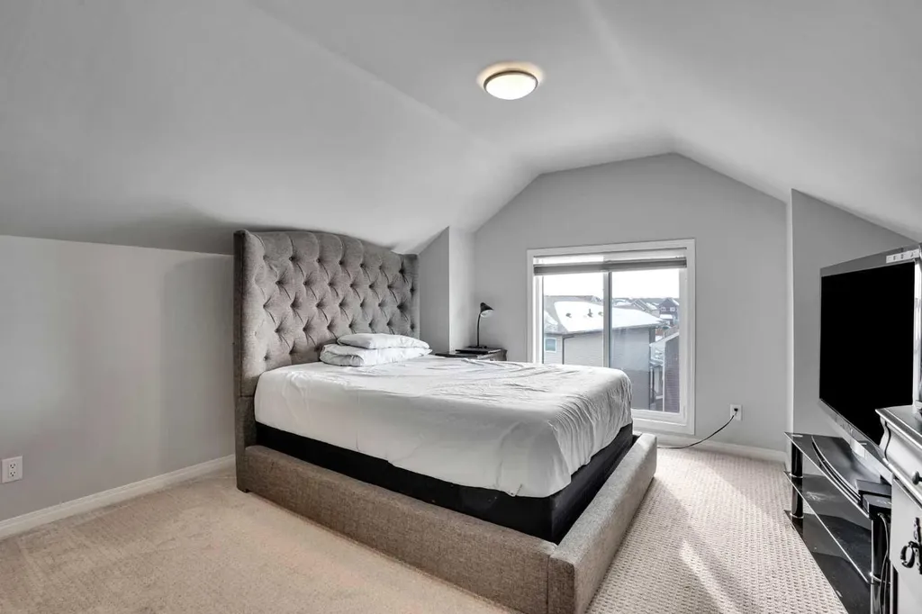 148 Savanna Close NE Calgary AB T3J 0X8