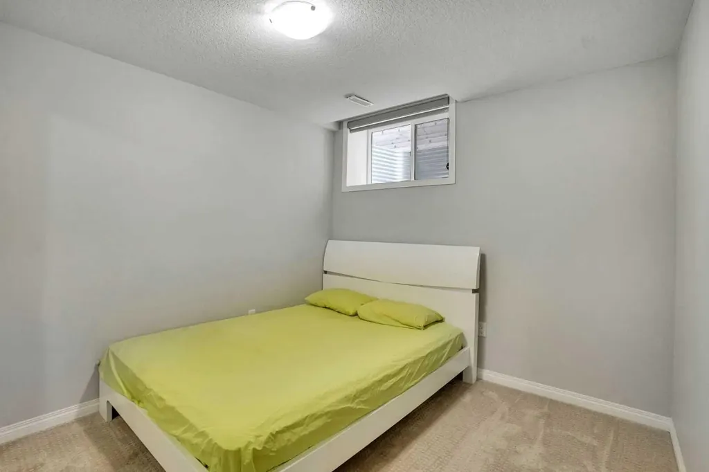 148 Savanna Close NE Calgary AB T3J 0X8
