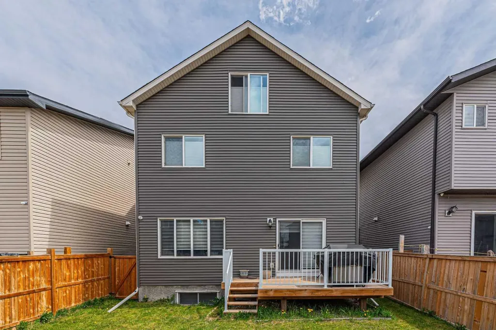 148 Savanna Close NE Calgary AB T3J 0X8