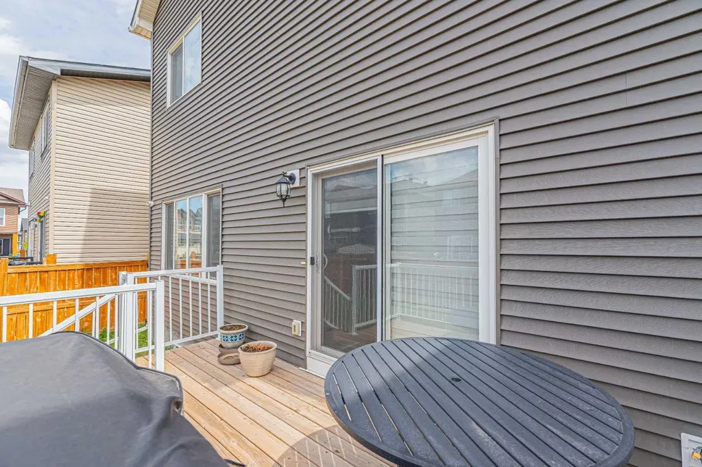 148 Savanna Close NE Calgary AB T3J 0X8