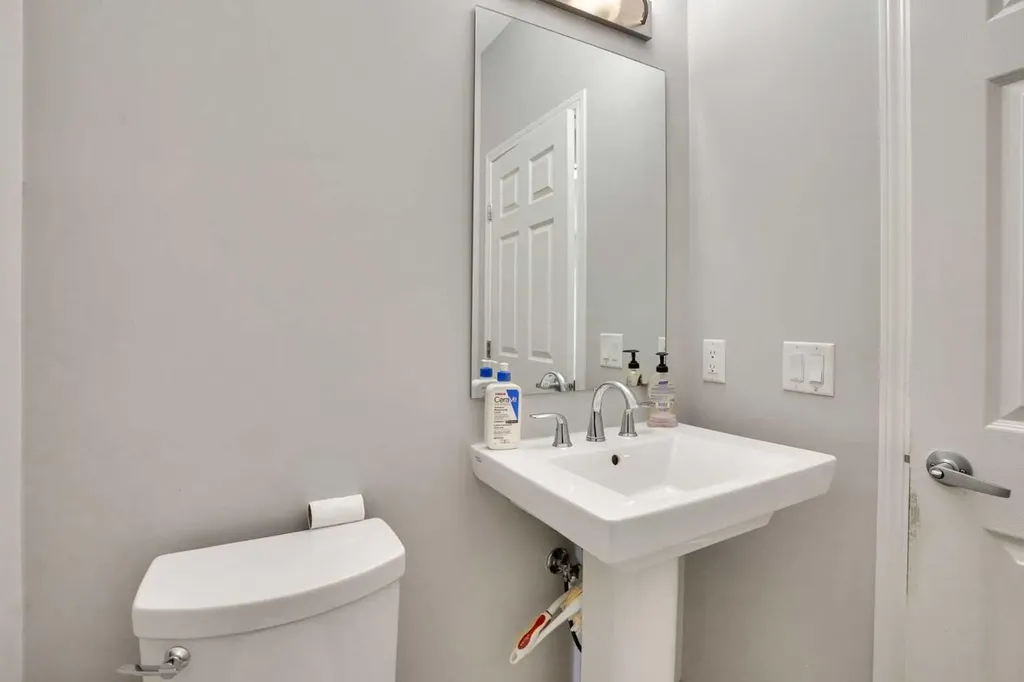 148 Savanna Close NE Calgary AB T3J 0X8