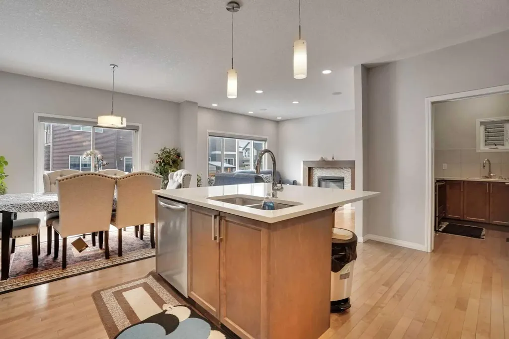 148 Savanna Close NE Calgary AB T3J 0X8