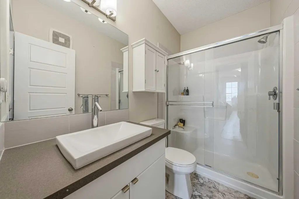 207 Sunset Drive Cochrane AB T4C 0H7