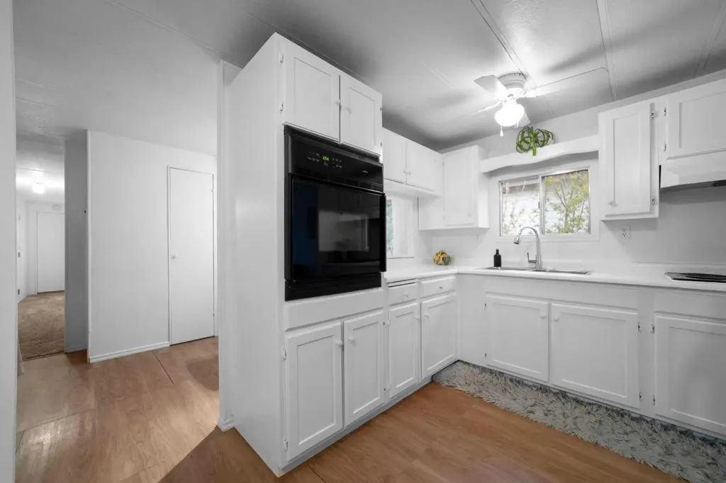 5310 49 Street Daysland AB T0B 1A0