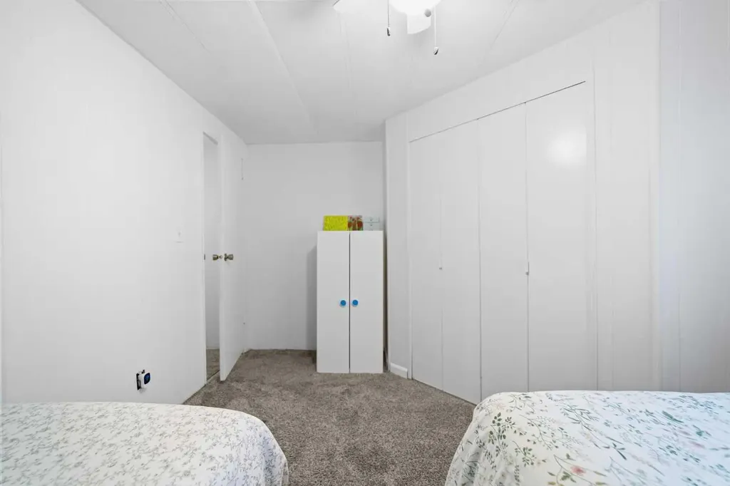 5310 49 Street Daysland AB T0B 1A0