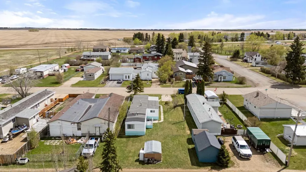 5310 49 Street Daysland AB T0B 1A0
