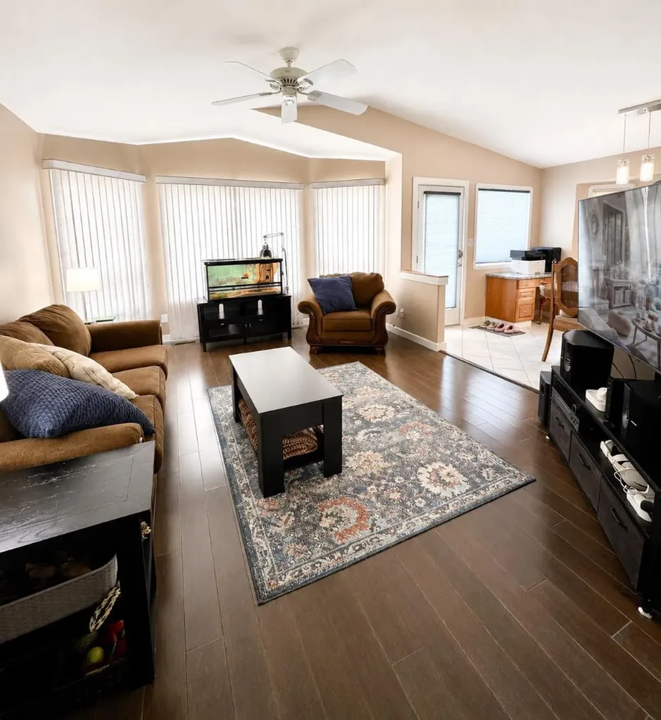 3401 59 Street Close Camrose AB T4V 4y9