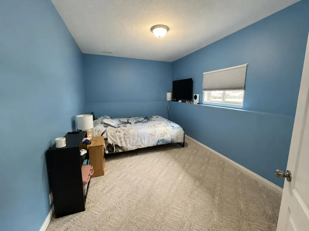3401 59 Street Close Camrose AB T4V 4y9