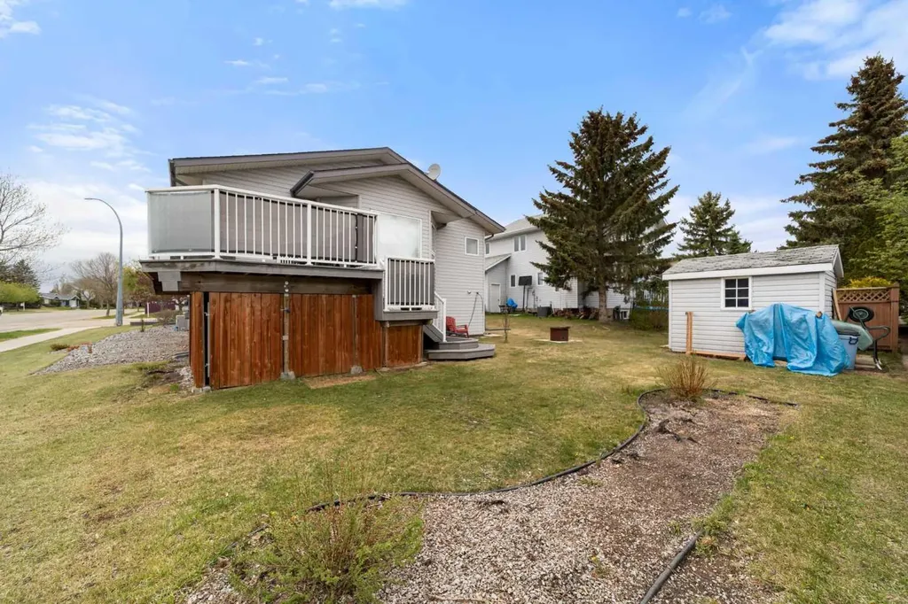 3401 59 Street Close Camrose AB T4V 4y9