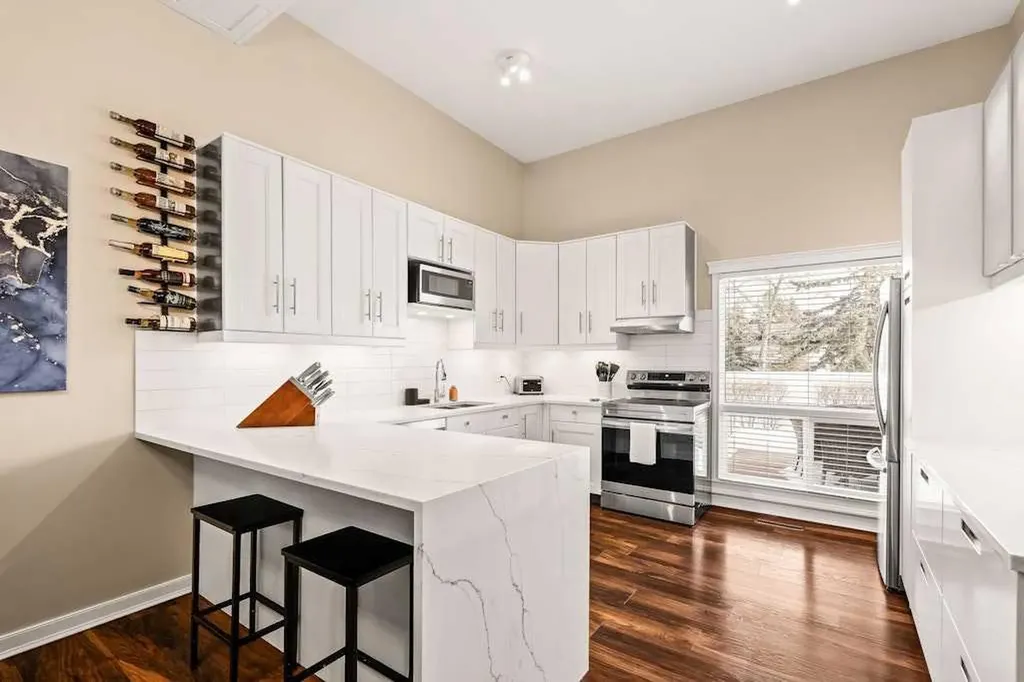 99 Brae Glen Lane SW Calgary AB T2W 1B6