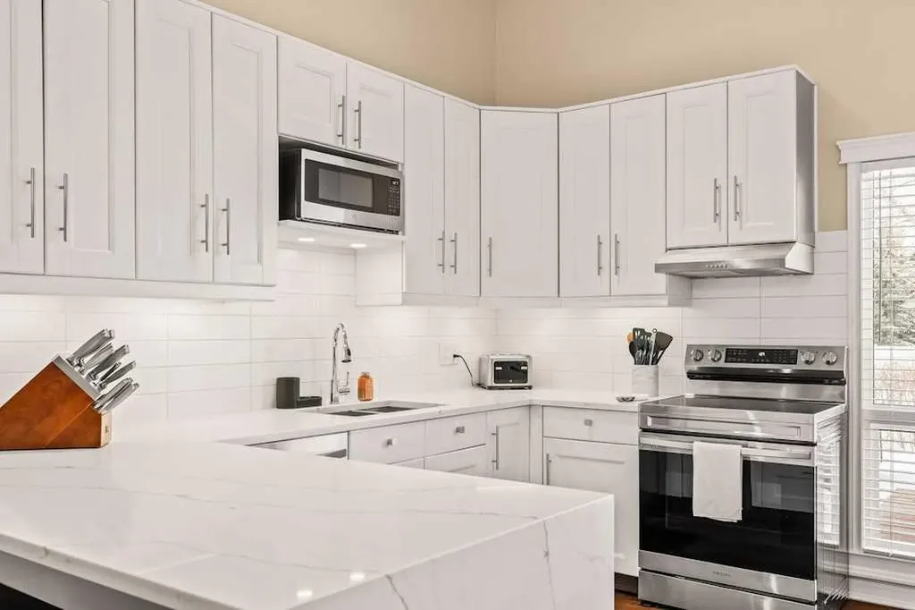 99 Brae Glen Lane SW Calgary AB T2W 1B6