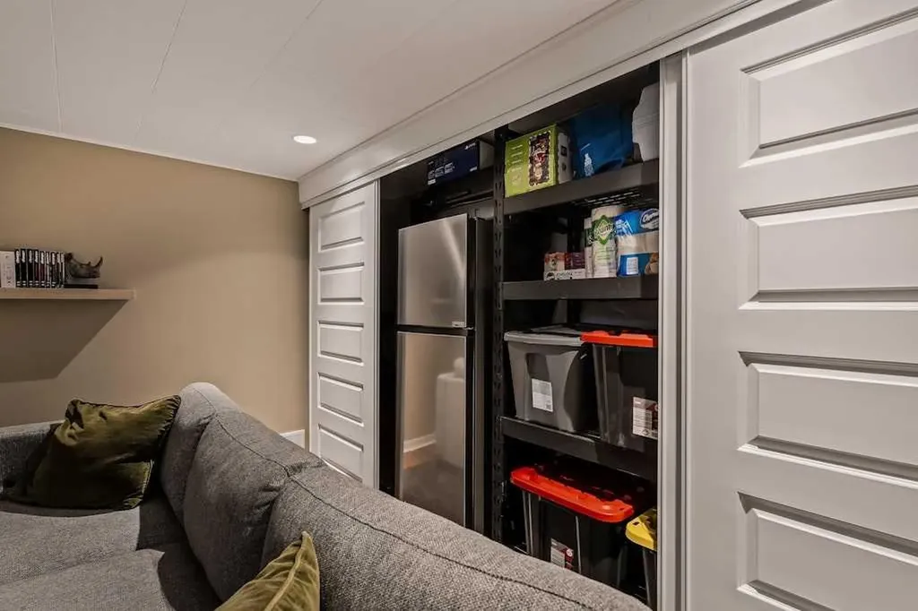 99 Brae Glen Lane SW Calgary AB T2W 1B6
