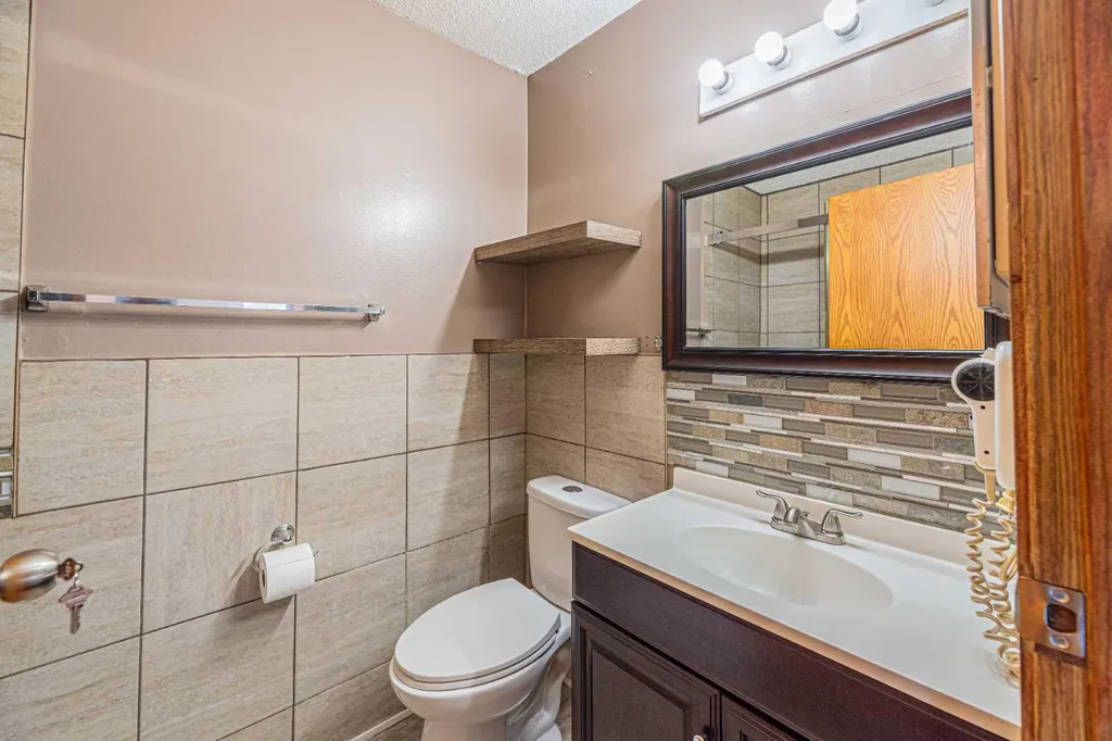 14 Martindale Mews NE Calgary AB T3J 2V5