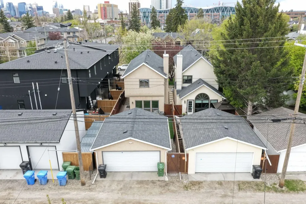 1206 19 Avenue NW Calgary AB T2M 1A2