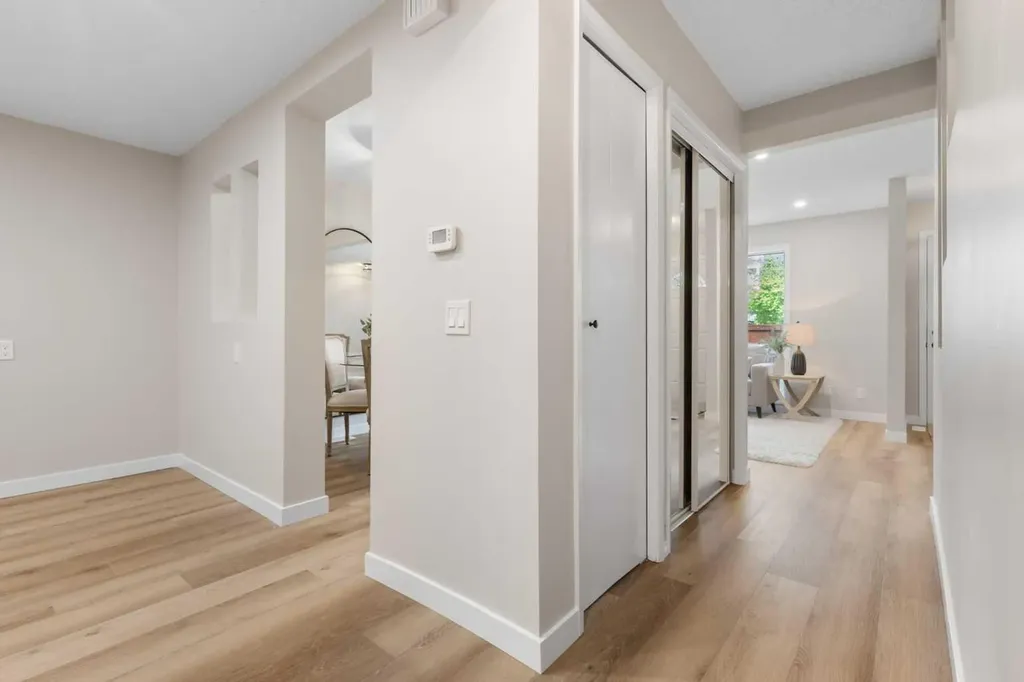 330 Canterbury Drive SW Calgary AB T2W 1H6