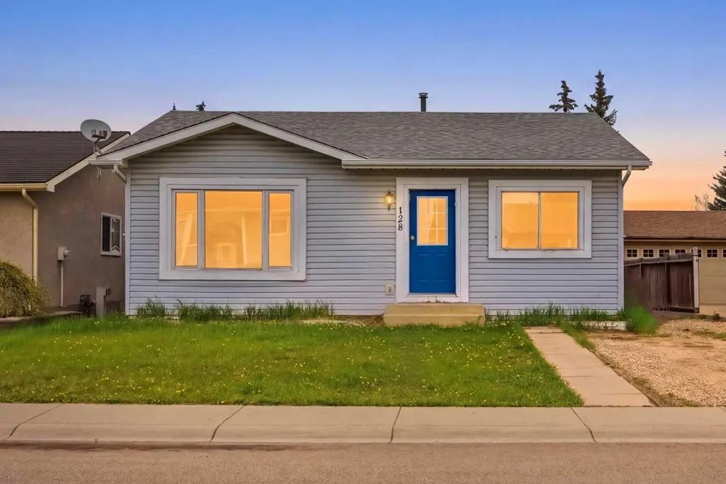 128 Ridgegate Way SW Airdrie AB T4B1A9