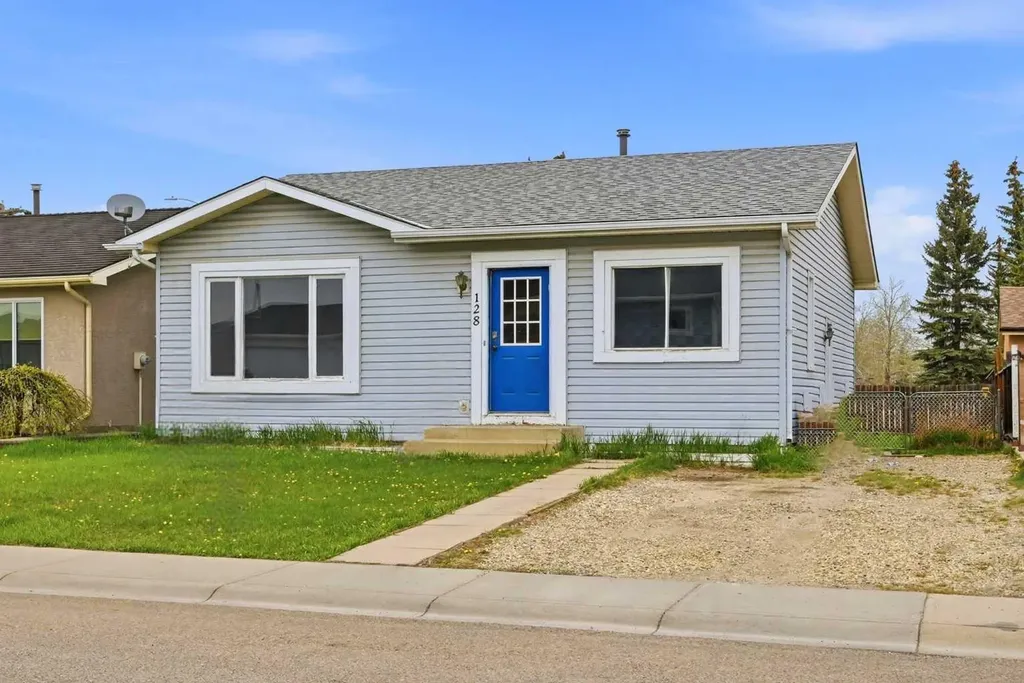 128 Ridgegate Way SW Airdrie AB T4B1A9