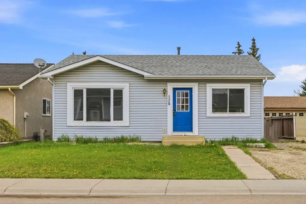 128 Ridgegate Way SW Airdrie AB T4B1A9