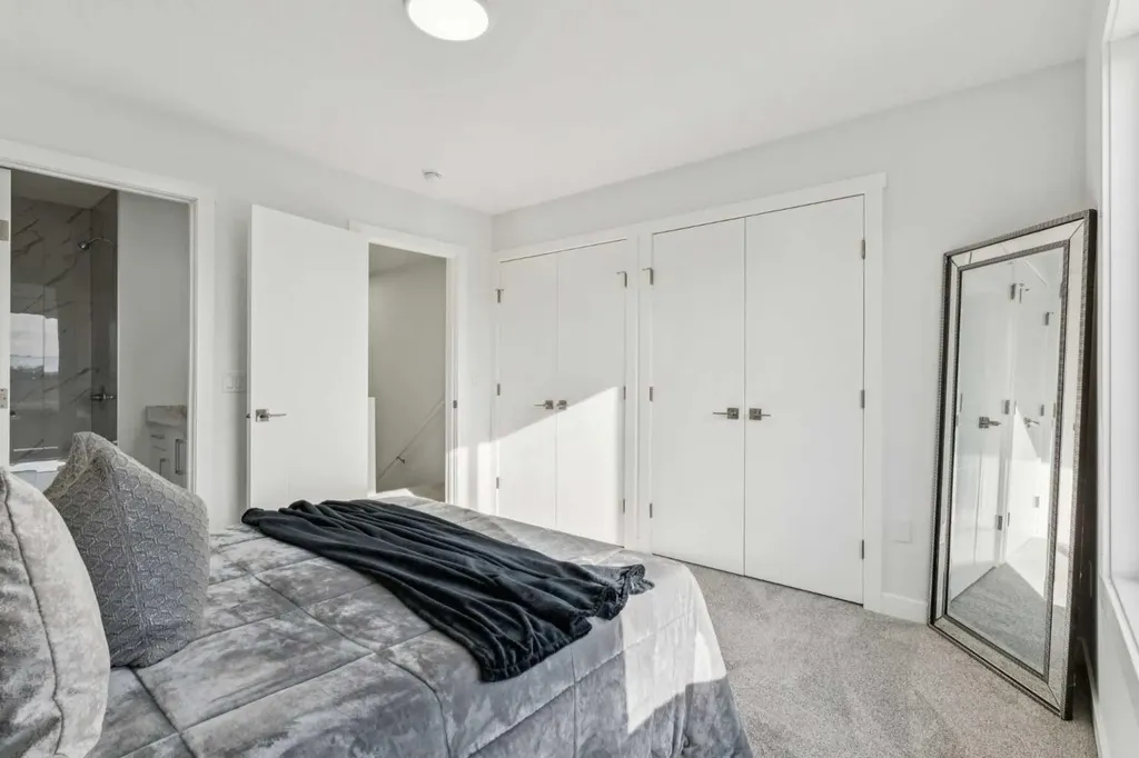 95 Saddlecrest Circle NE Calgary AB T3J0Z2