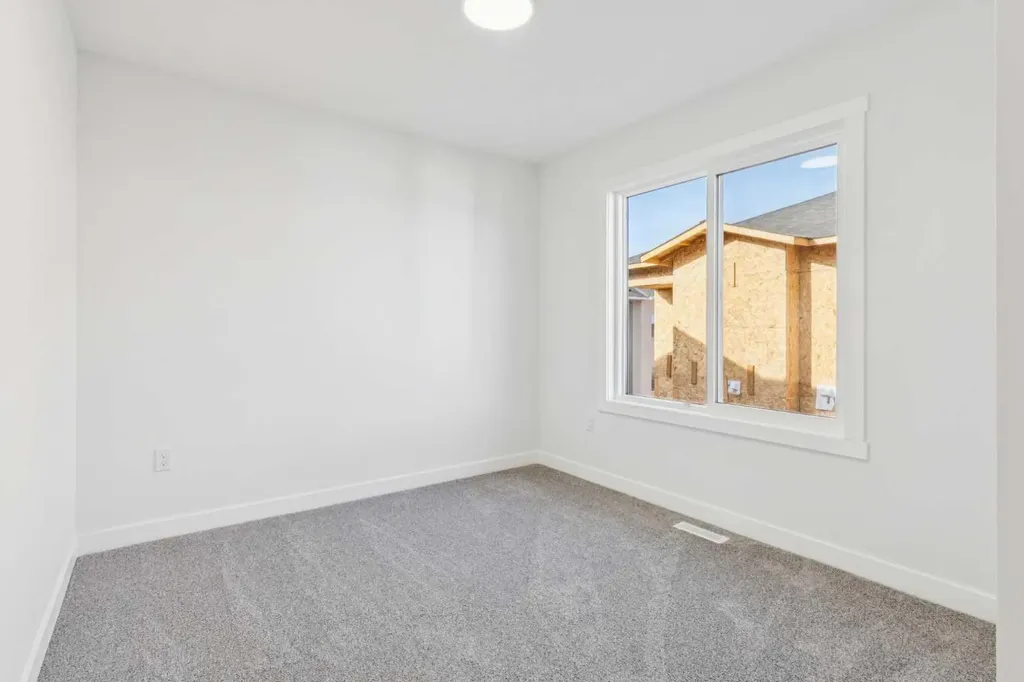 95 Saddlecrest Circle NE Calgary AB T3J0Z2