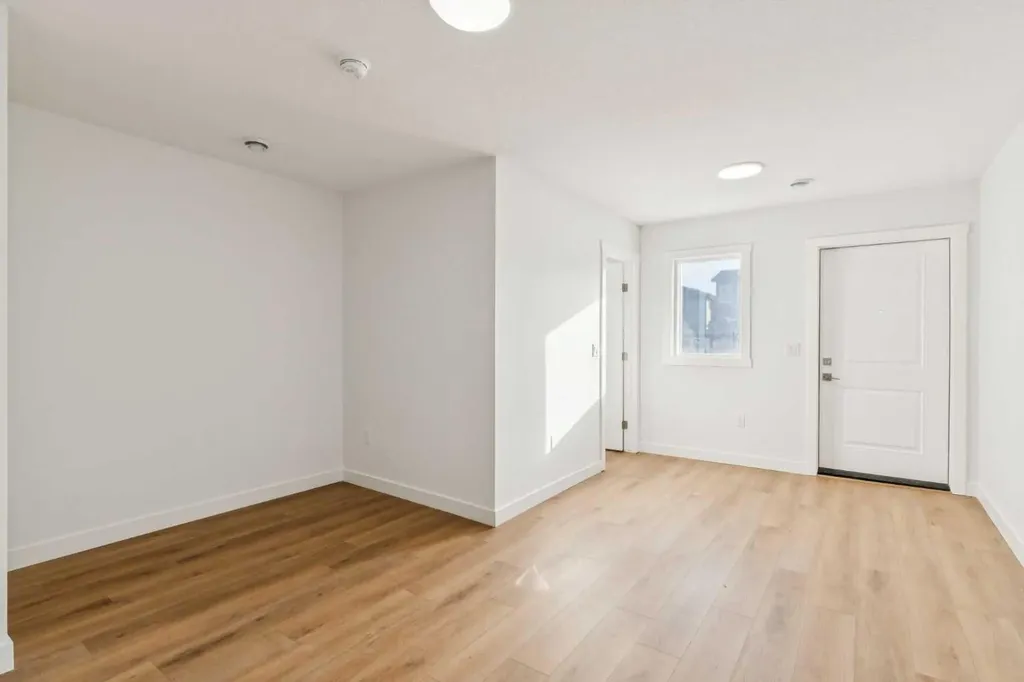 95 Saddlecrest Circle NE Calgary AB T3J0Z2