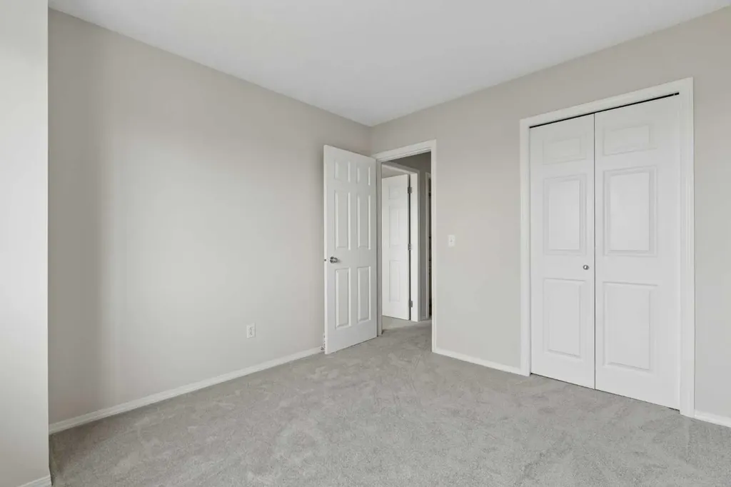 66 Citadel Point NW Calgary AB T3G 5L2