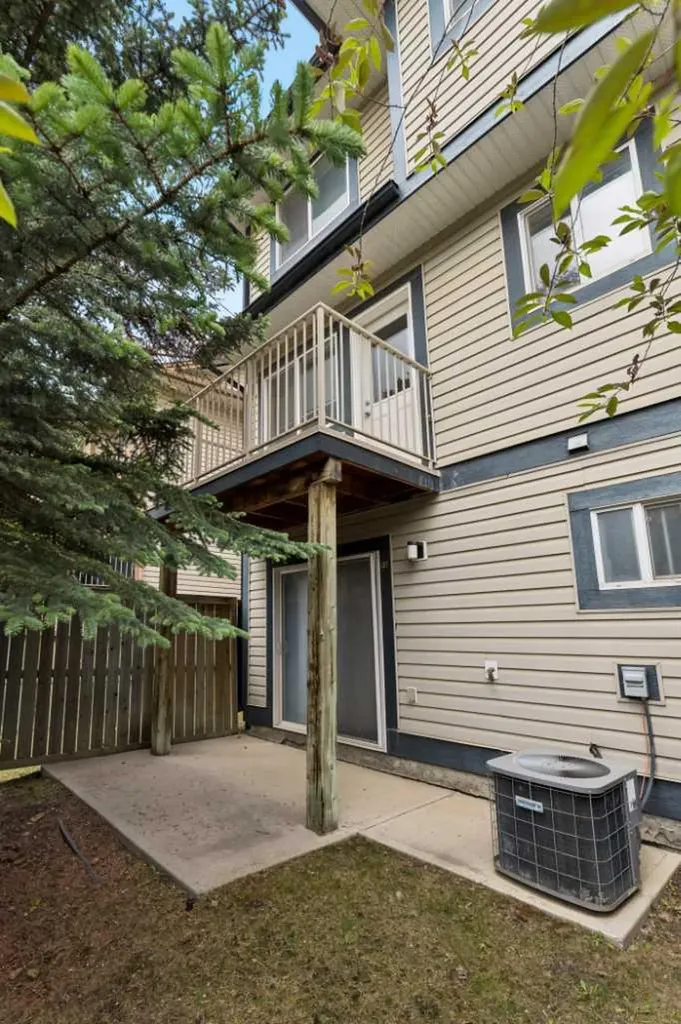66 Citadel Point NW Calgary AB T3G 5L2