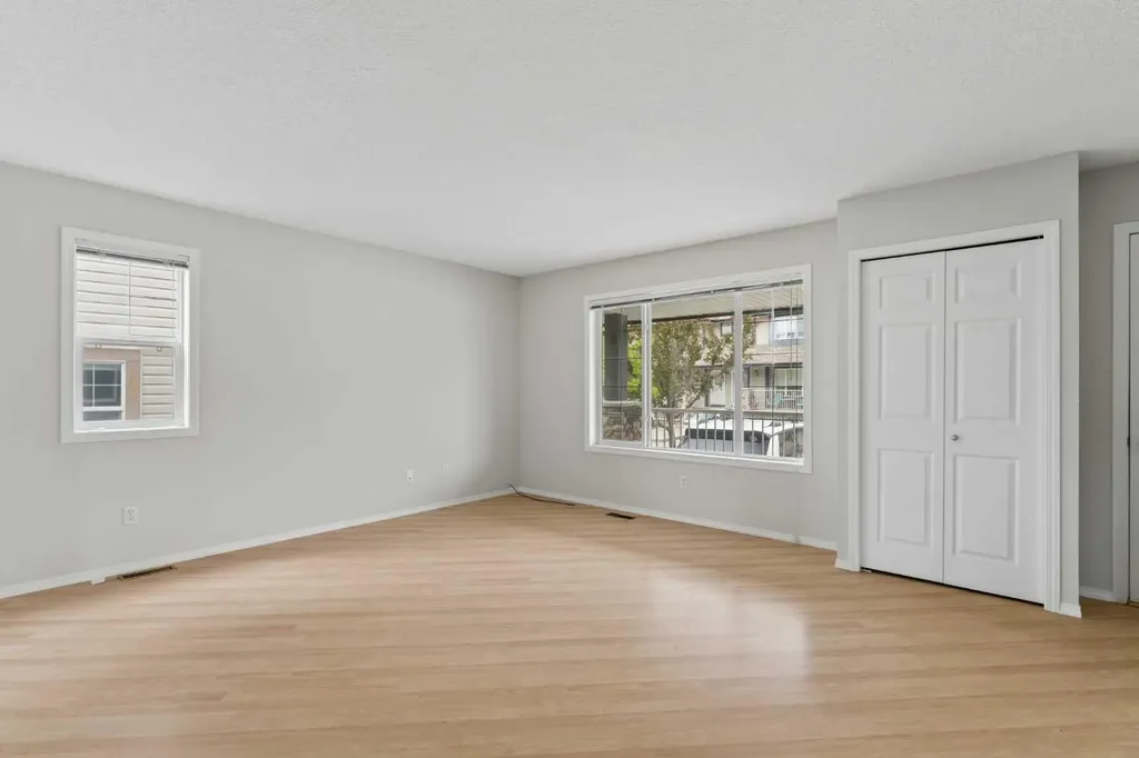 66 Citadel Point NW Calgary AB T3G 5L2