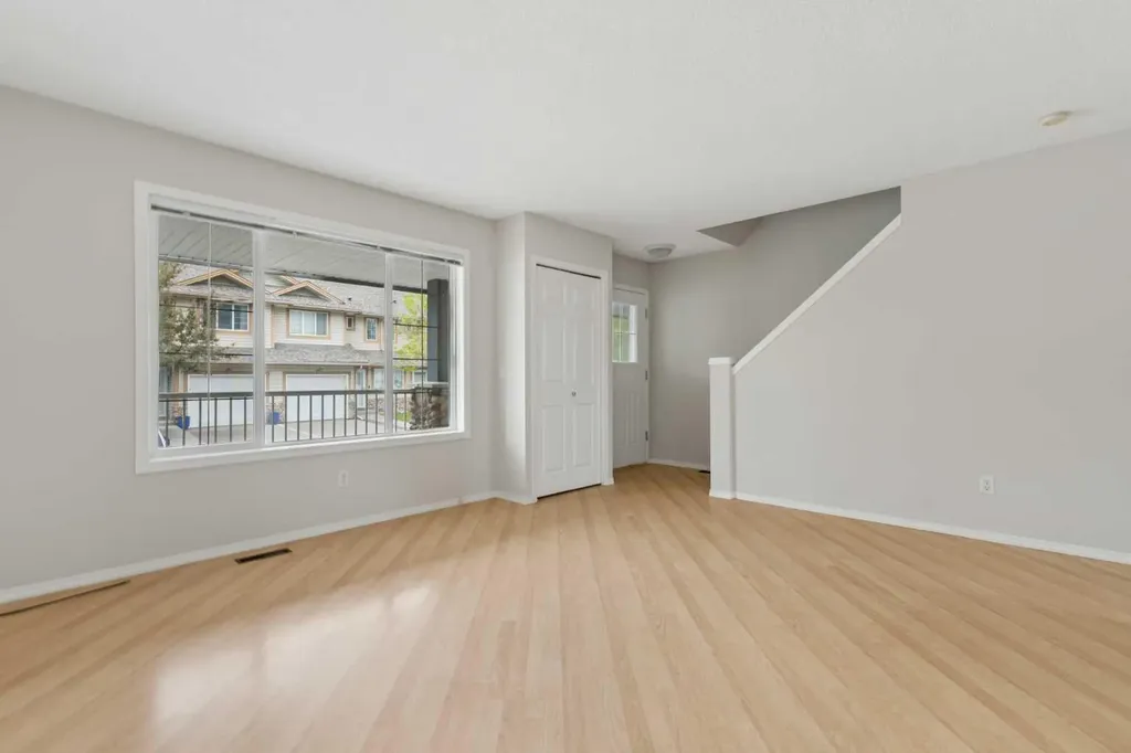 66 Citadel Point NW Calgary AB T3G 5L2