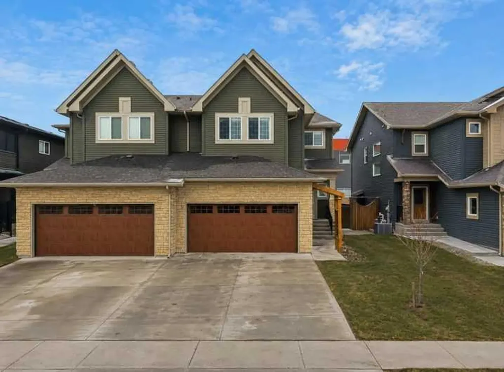 183 Kinniburgh Road Chestermere AB T1X0T8
