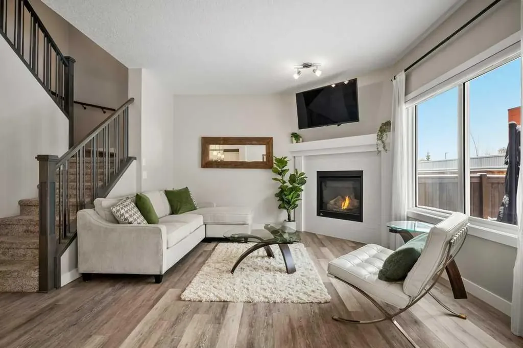 183 Kinniburgh Road Chestermere AB T1X0T8