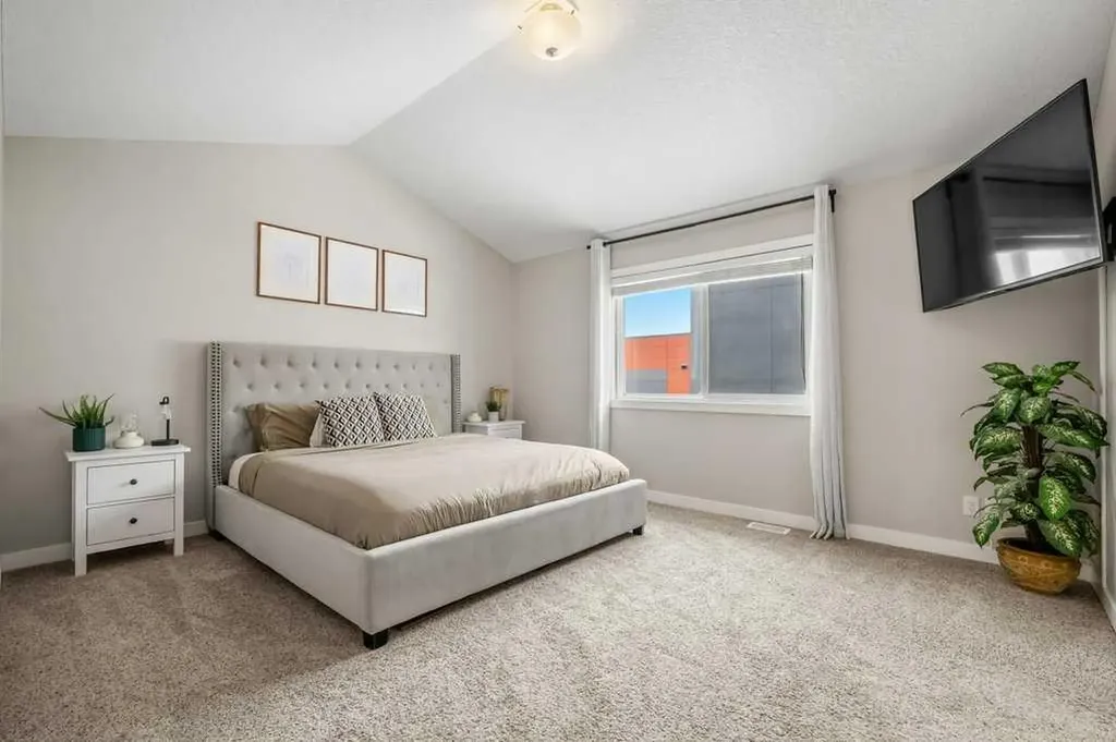 183 Kinniburgh Road Chestermere AB T1X0T8