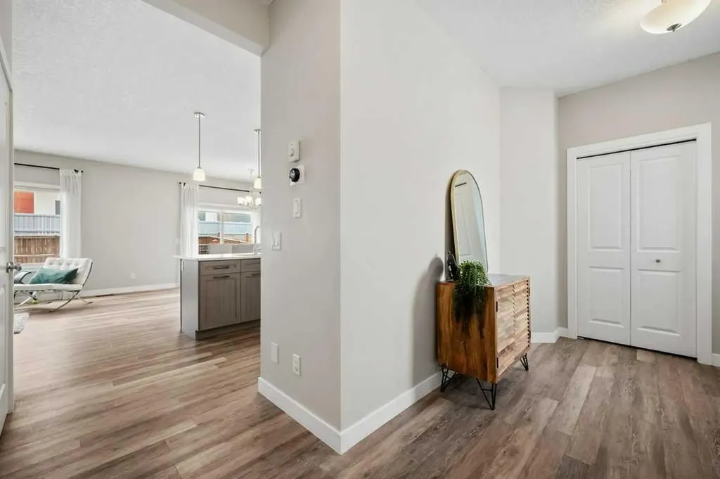 183 Kinniburgh Road Chestermere AB T1X0T8