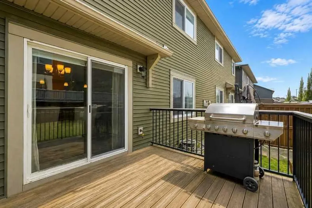 183 Kinniburgh Road Chestermere AB T1X0T8